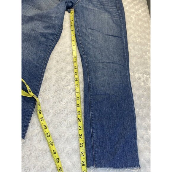 Old Navy The Flirt Women's Medium Wash Stretch Denim Jeans Size 6 Raw Seams Crop - Picture 9 of 9